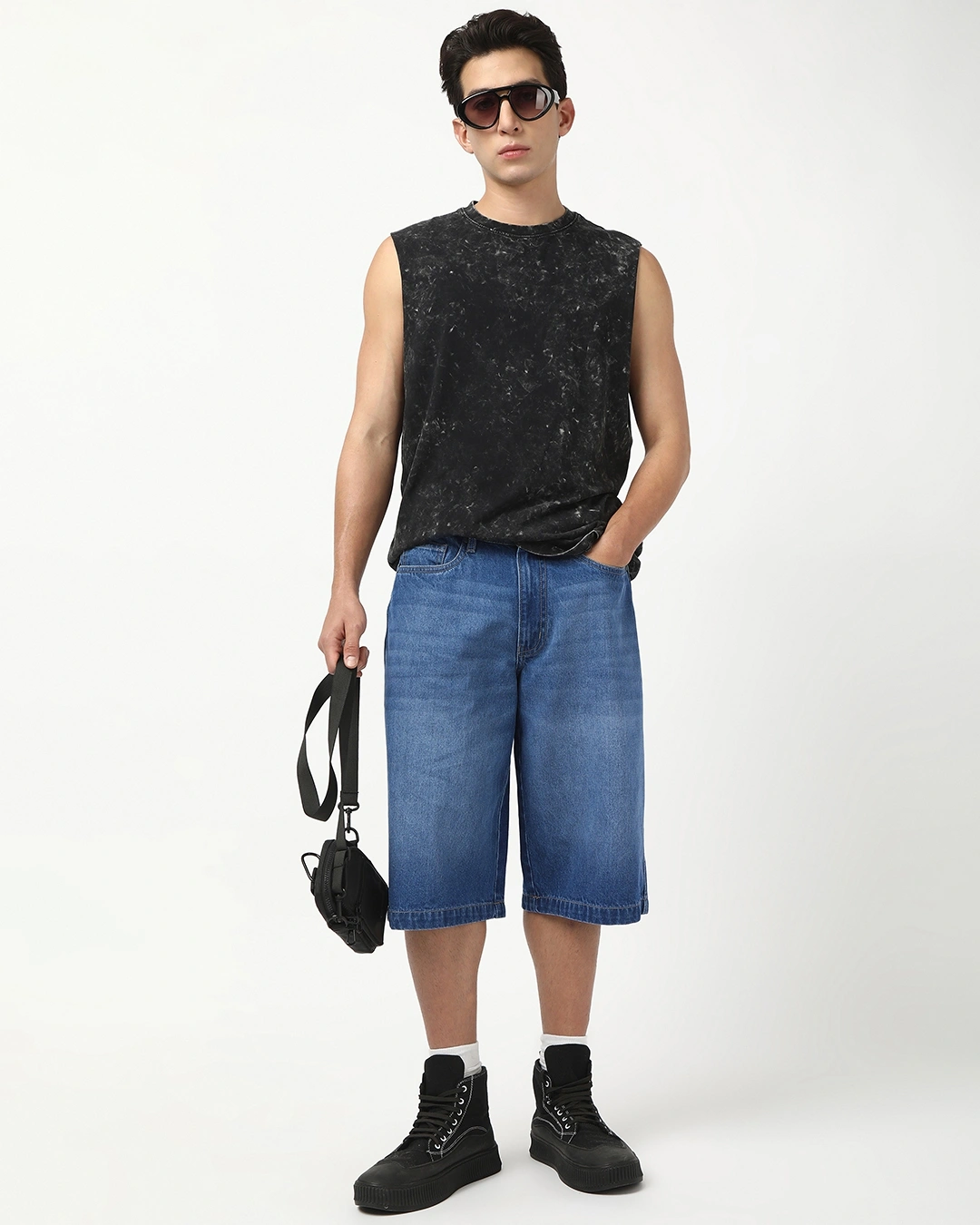 Men's Blue Washed Baggy Fit Shorts - Image 4