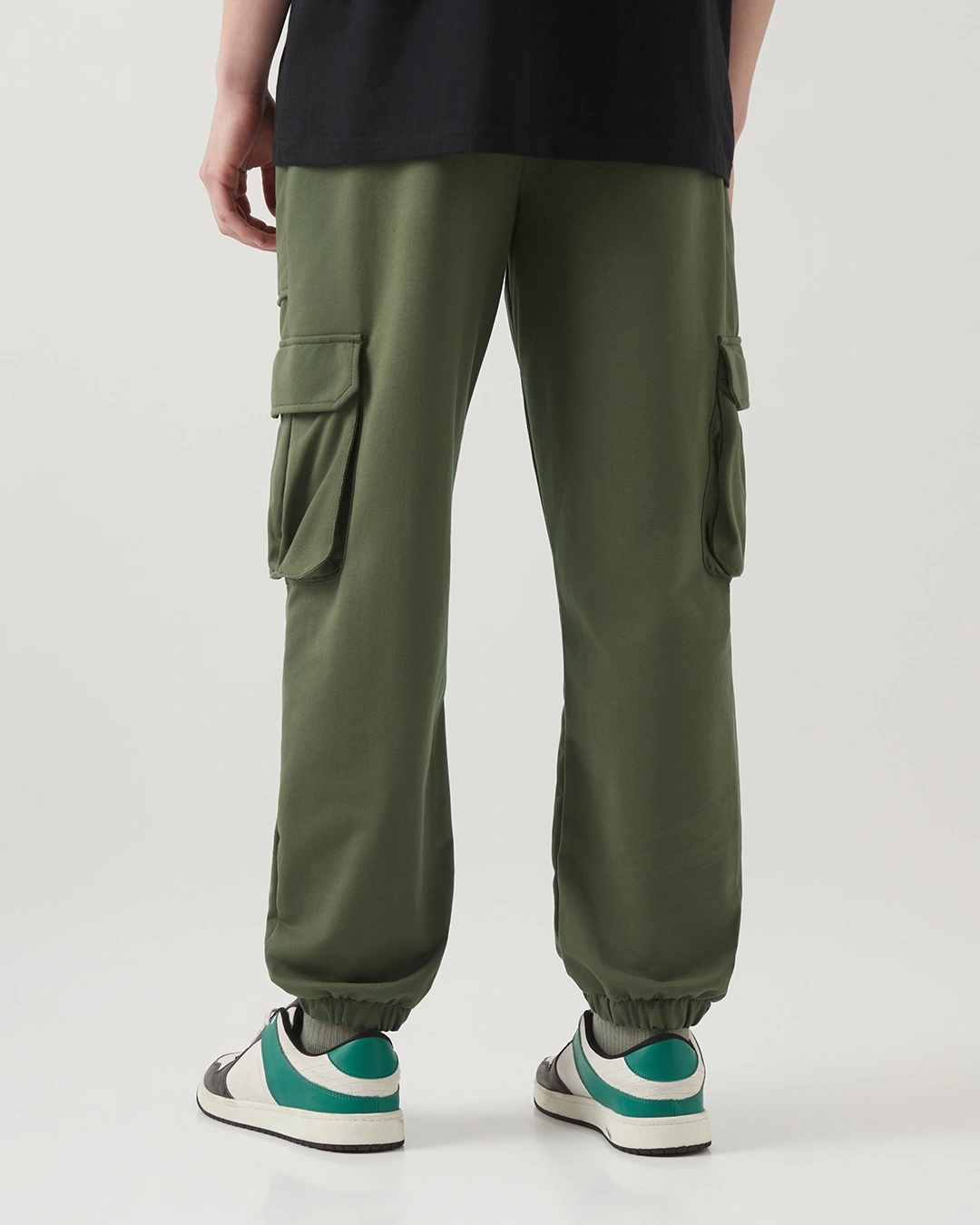 Men's Winter Moss Green Oversized Cargo Joggers - Image 8
